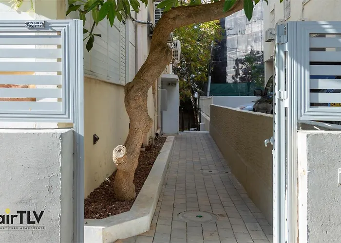 Localz - Sirkin Apartment